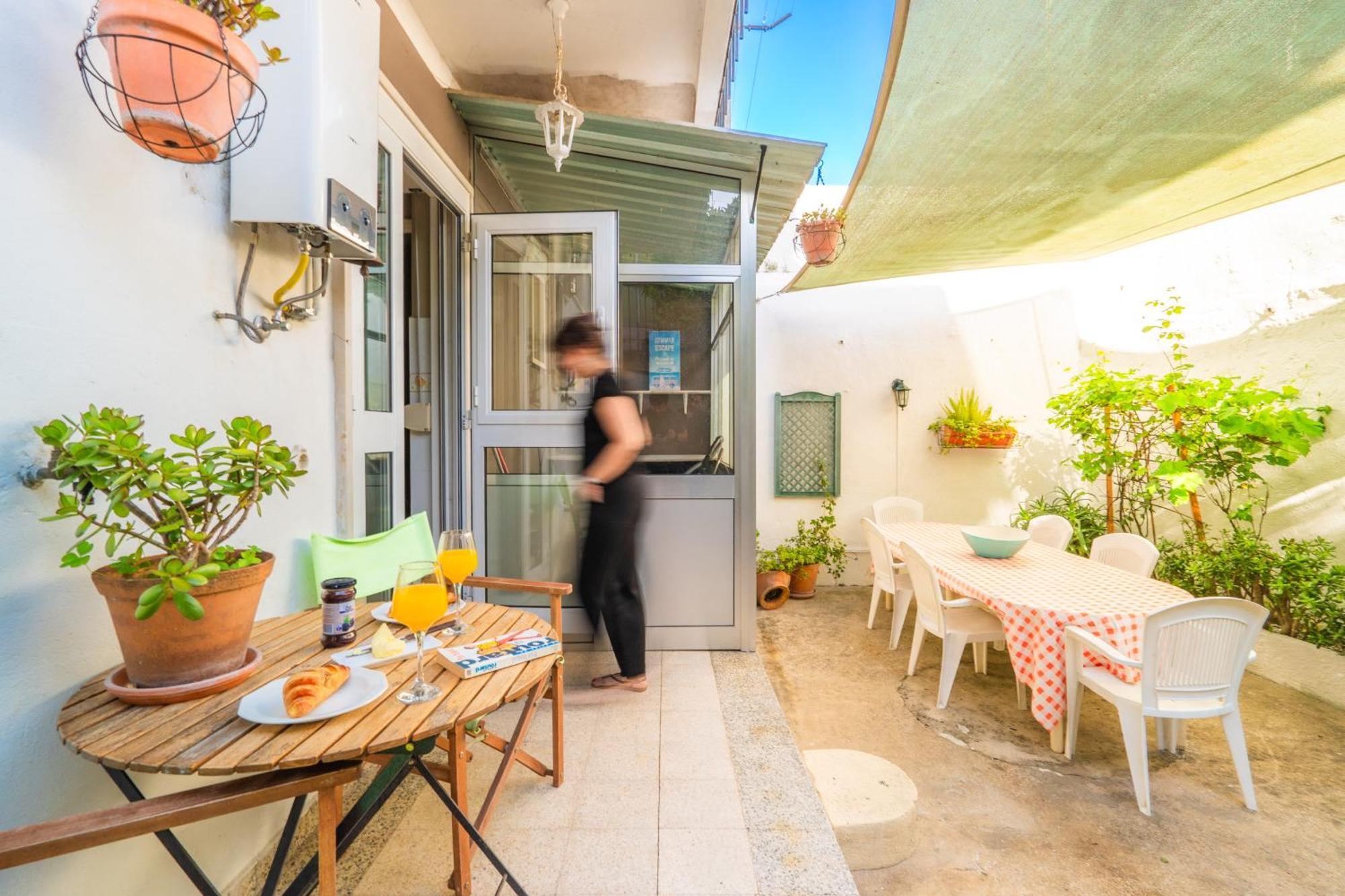 Patio Da Laranjeira *